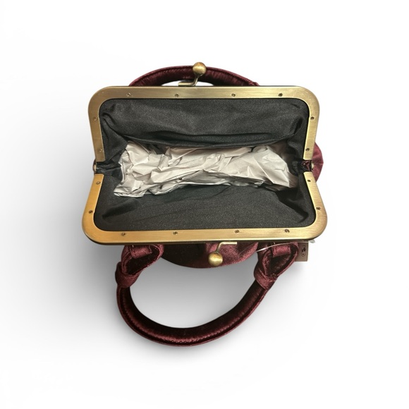 Urban outfitters Velvet Rose Handbag - Burgundy - Picture 3 of 4